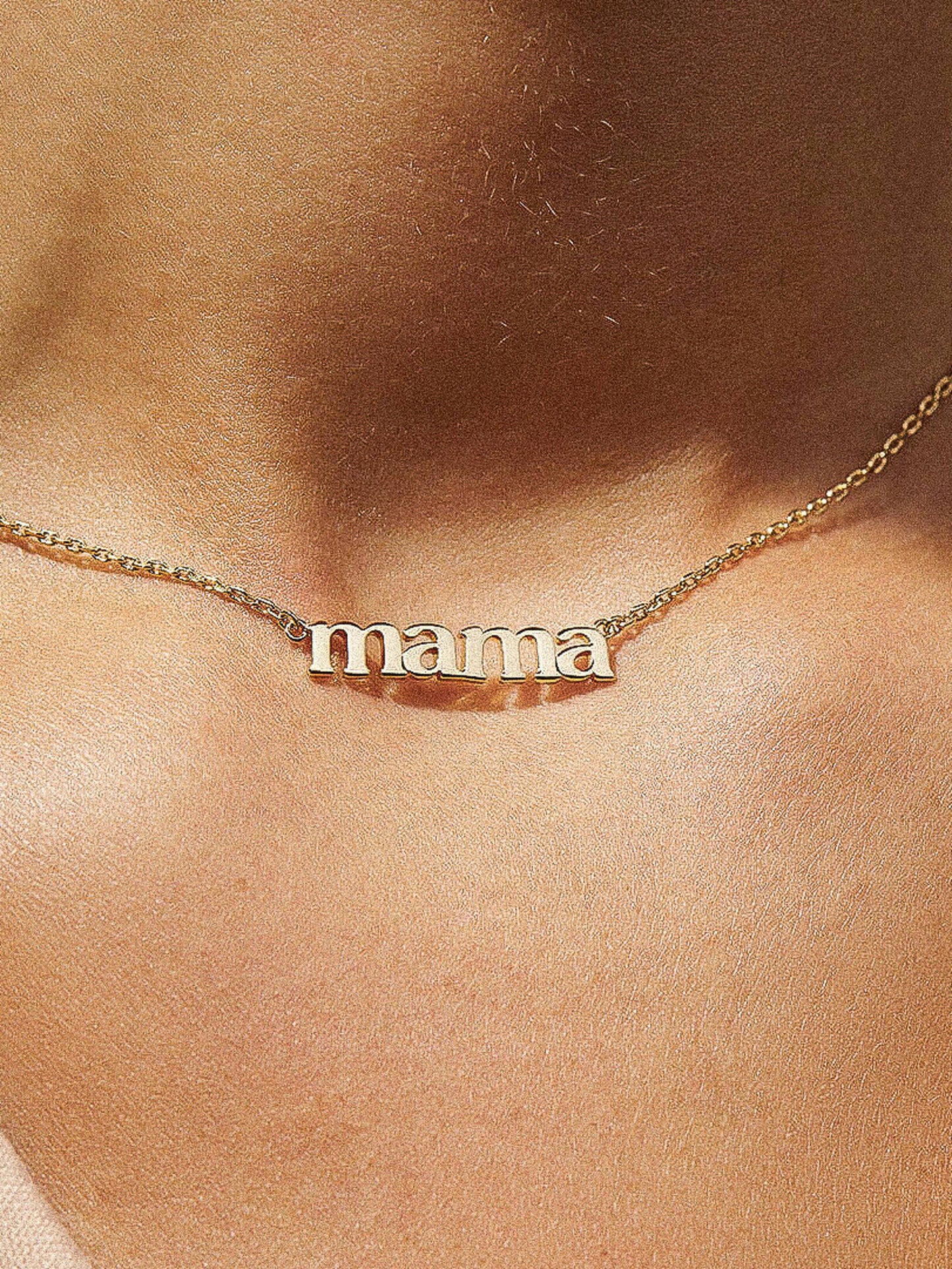 Mama Necklace