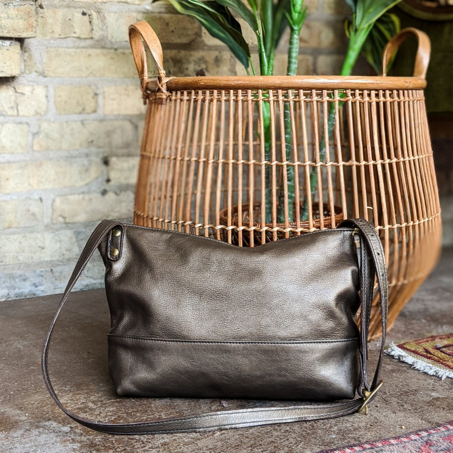 Directive | Crossbody Bag | Available in Multiple Colors